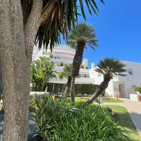 Impeccable Large With Immense Terrace And Private Garden Overlooking The Mountain, Featuring 2 Bedrooms And Sleeping Up To 4 Guests Located 100 Meters From Plaza Maestranza * Marbella