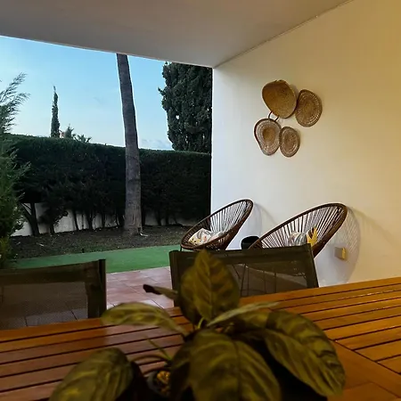 Apartmán Impeccable Large With Immense Terrace And Private Garden Overlooking The Mountain, Featuring 2 Bedrooms And Sleeping Up To 4 Guests Located 100 Meters From Plaza Maestranza Marbella